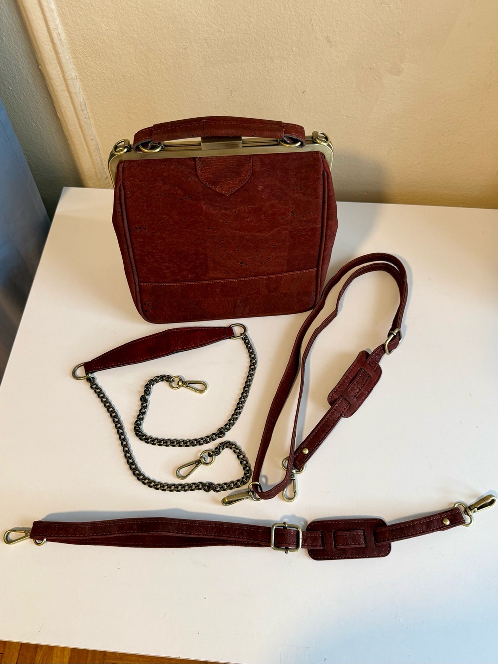 ✨ Laflore Paris Bebebark Convertible Bag ✨ - Picture 3 of 10